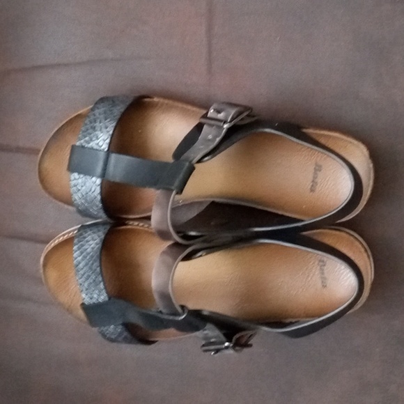 Bata Leather Sandals Size 37 - Picture 2 of 5